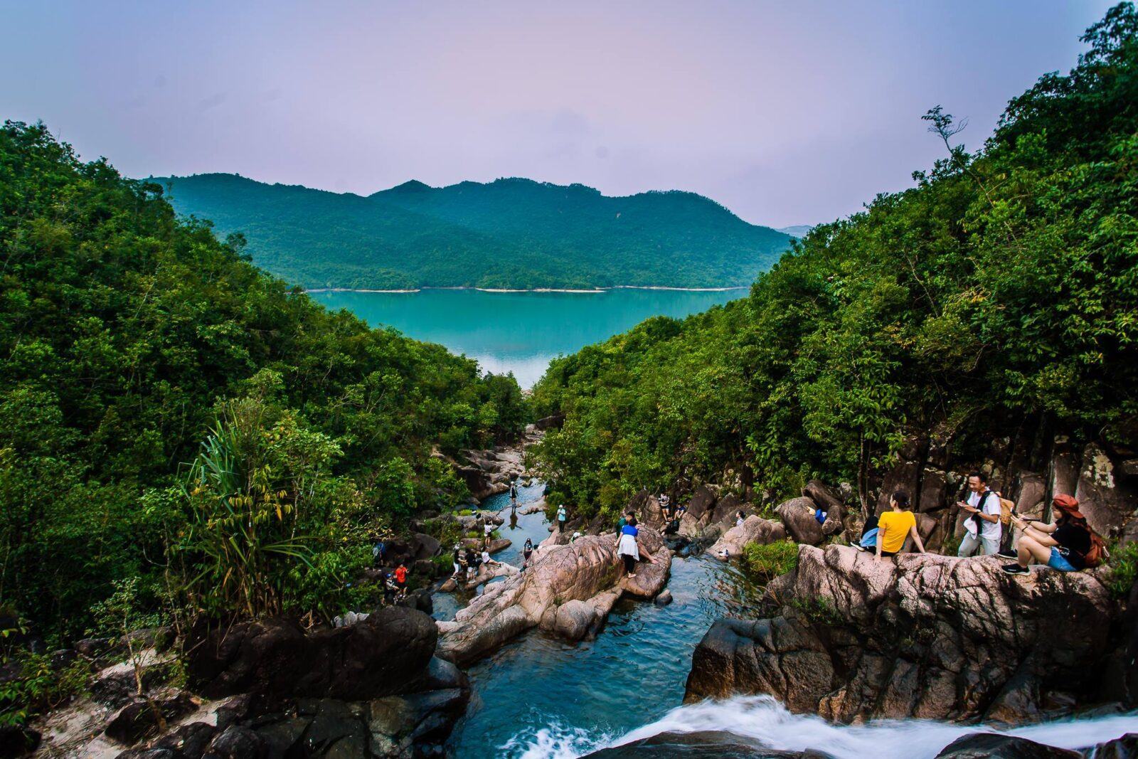 Khu Du Lịch sinh thái Hầm Hô